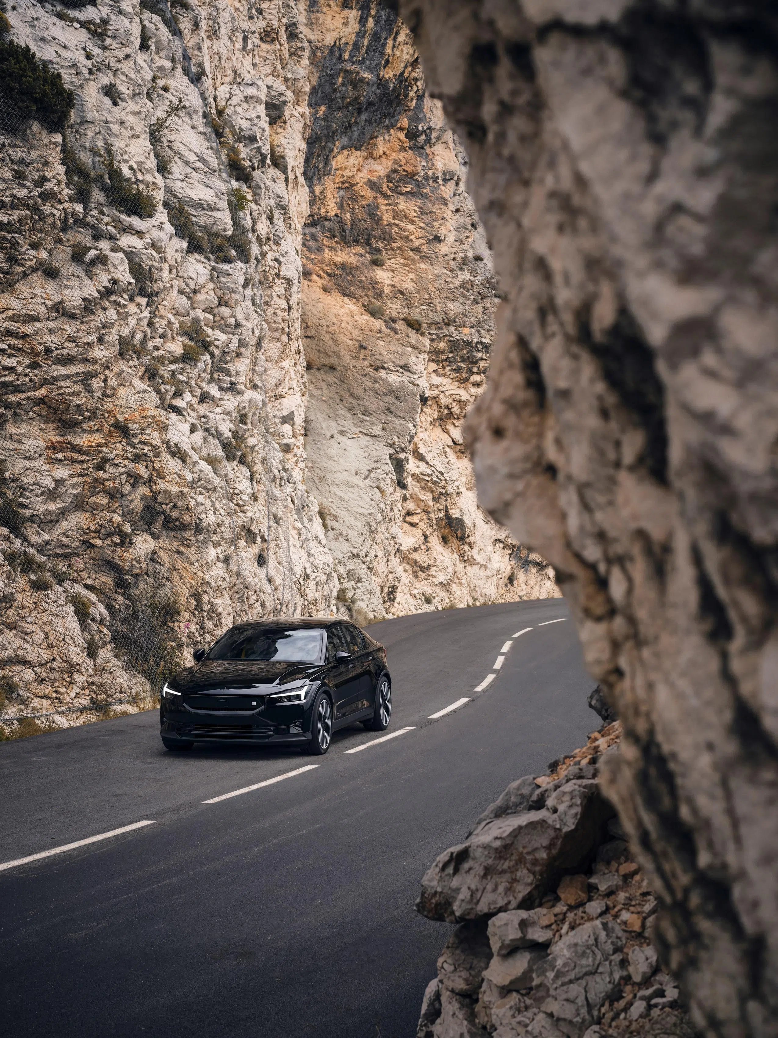 长续航双电机版极星2最大续航里程达568公里。（车商提供）