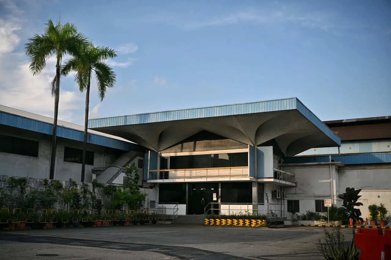 大众钢铁的钢制亭子，展现了钢铁作为建筑材料的能力，在当年是建筑工程的一大创举。（海峡时报）