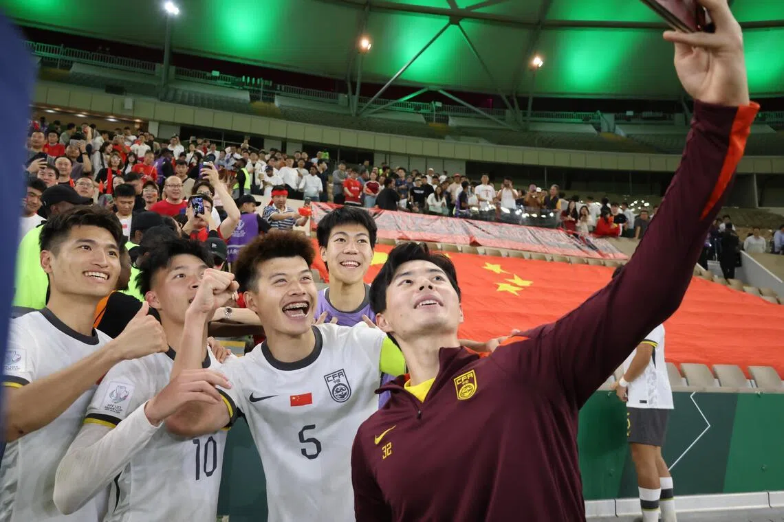 中日周六亚洲杯足球决战 场内场外交织新仇旧恨