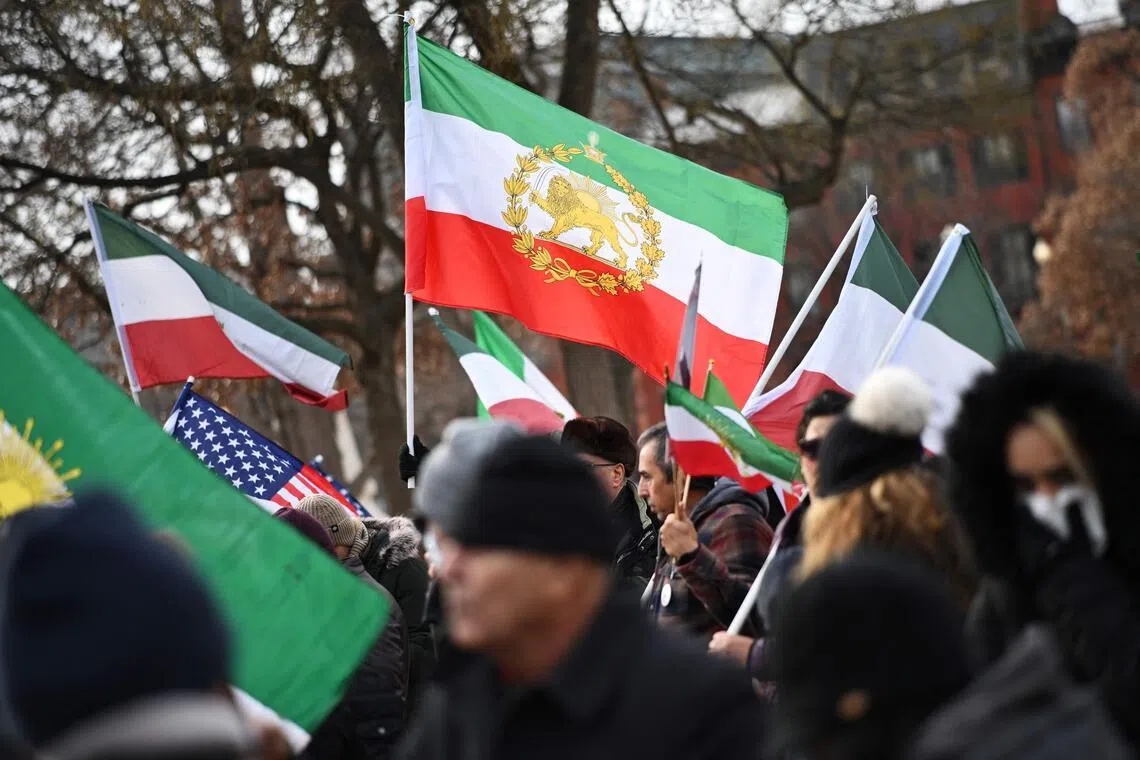 美官员：特朗普13日听取伊朗方案简报