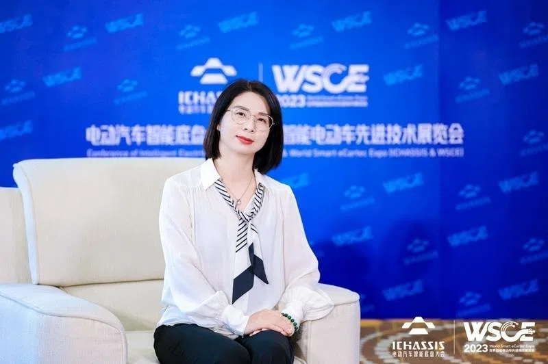 中国首例“性侵认定工伤”案星期四（4月23日）将再开庭，当事人崔丽丽提出250万元人民币（约47万新元）待遇诉求。