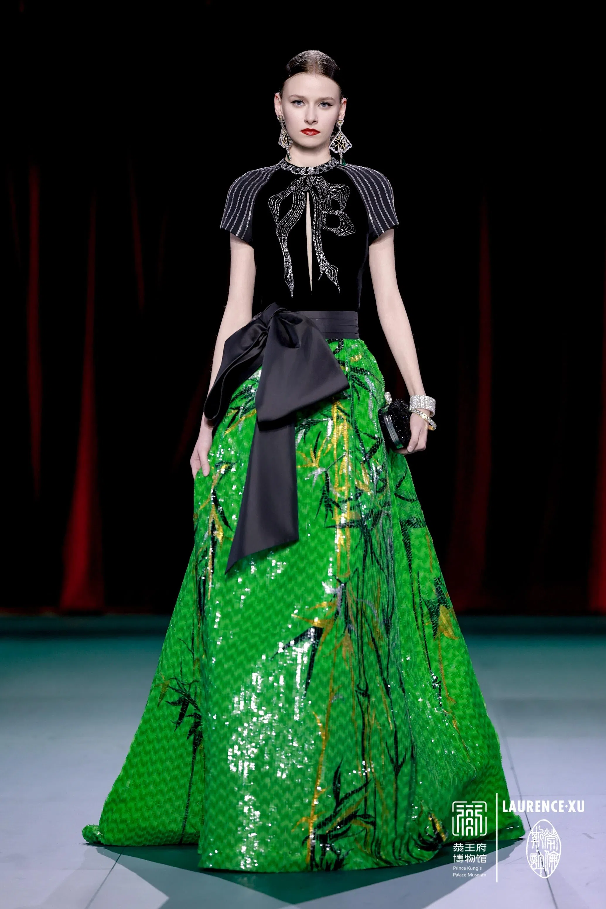 第三章里，劳伦斯·许倾情打造极富深意的“恭王府系列”。（主办单位提供）