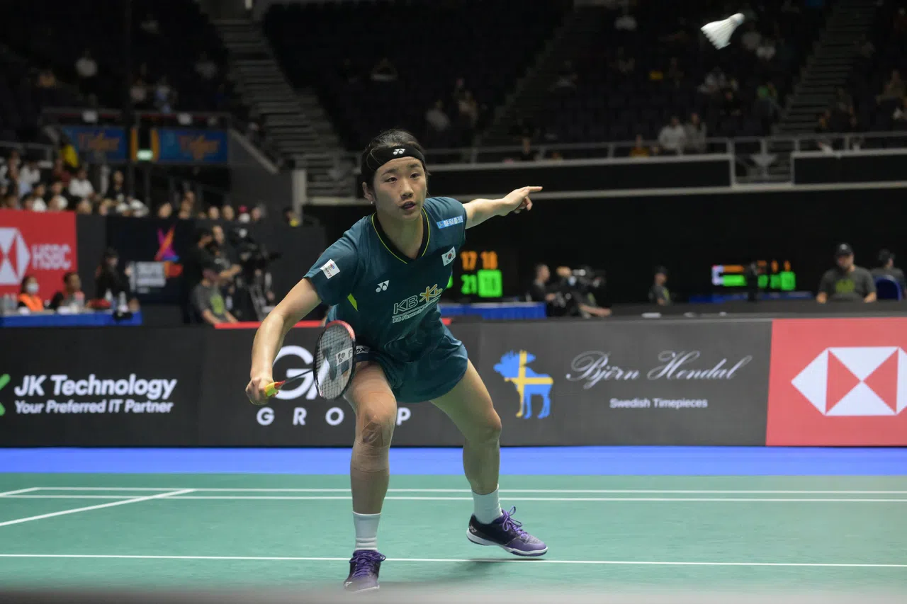 安洗莹险胜许玟琪，继续新加坡公开赛卫冕征途。（海峡时报）