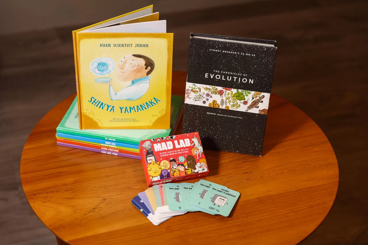 Wildtype Media Group除了出版各种科学刊物，也制作好玩的科学实验室游戏卡等商品。（白艳琳摄）