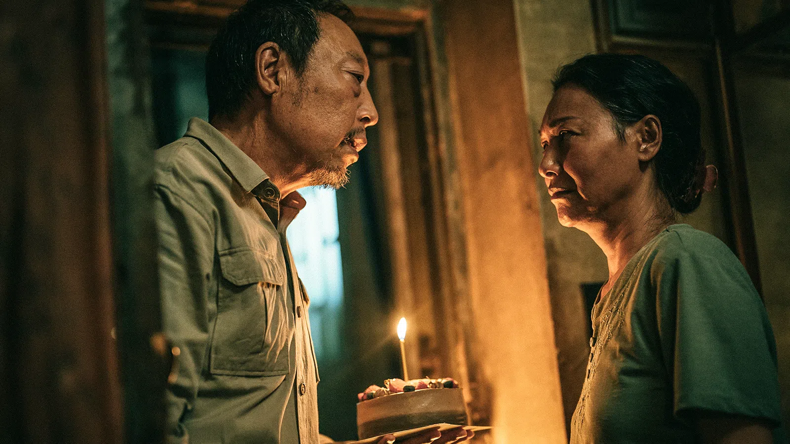 倪大红（左）自认“社恐”，并感谢惠英红主动接近和他破冰。（mm2提供）