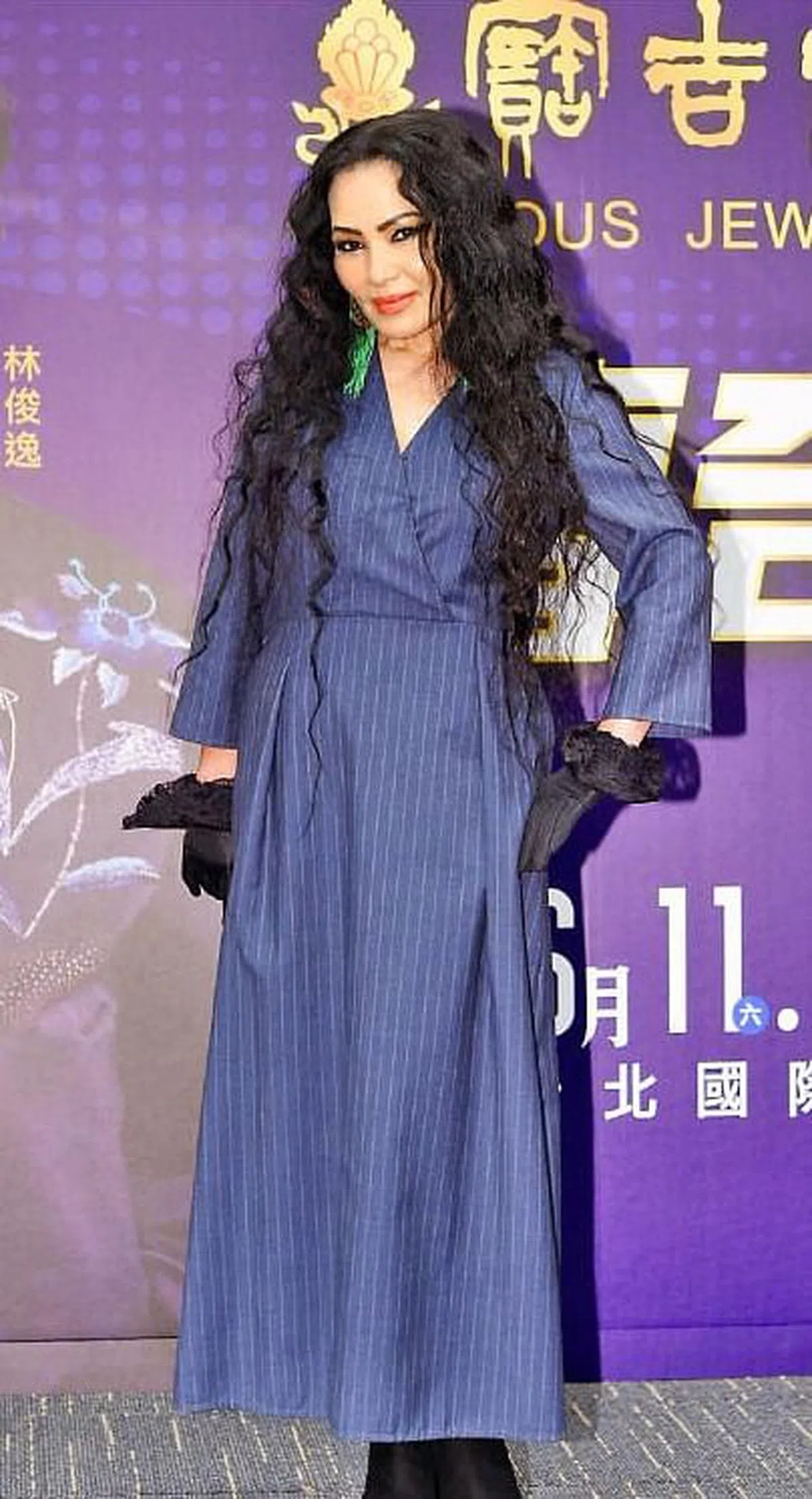 潘越云收到女儿亲手写的卡片。（网络）