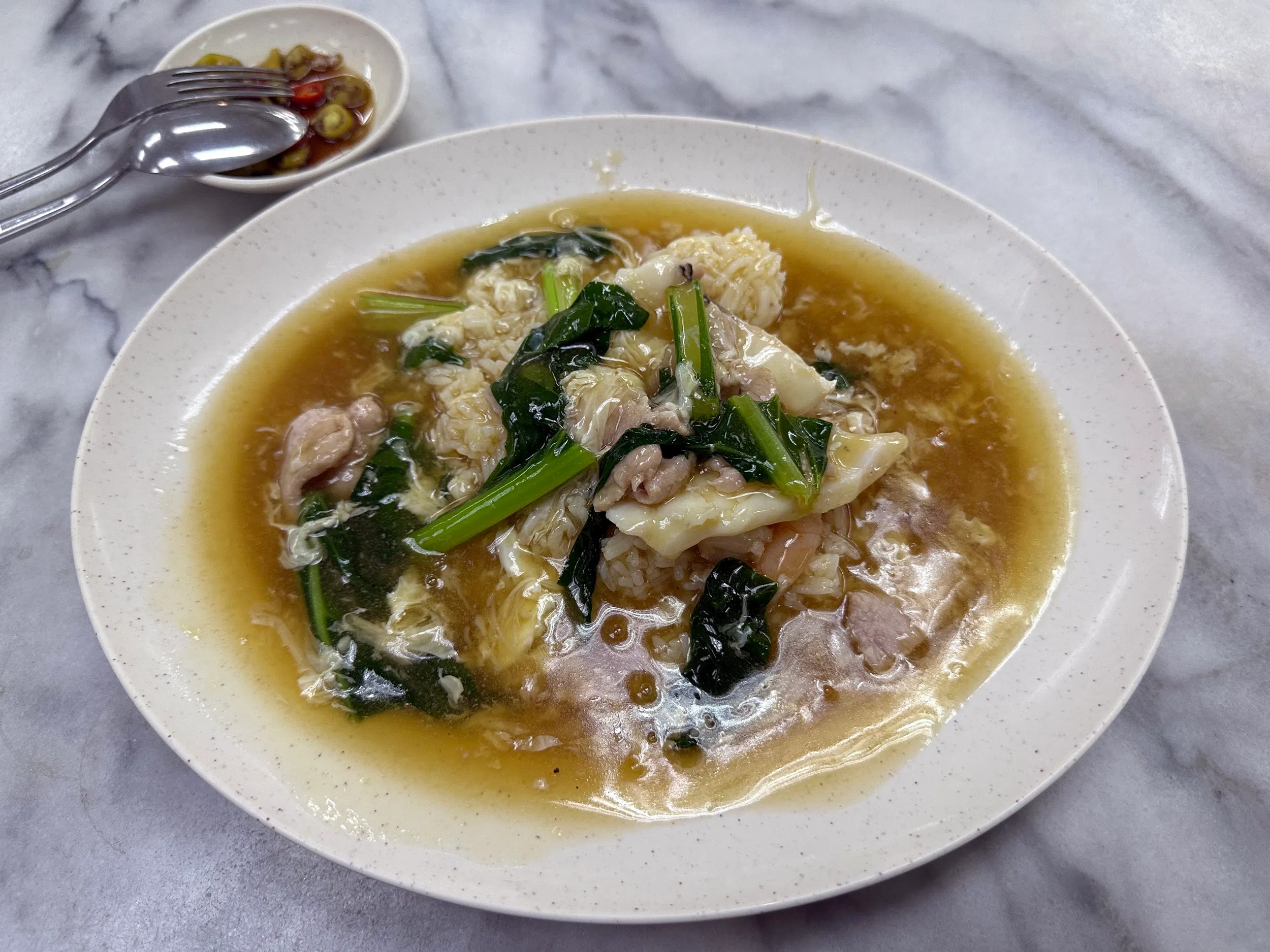 烩饭实际要价为$6，在经济餐计划下仅卖$3.50。