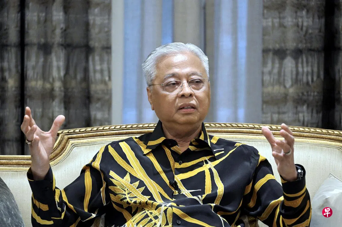 依斯迈幕僚被捕案：反贪会查获1.7亿令吉外币16公斤金条| 联合早报