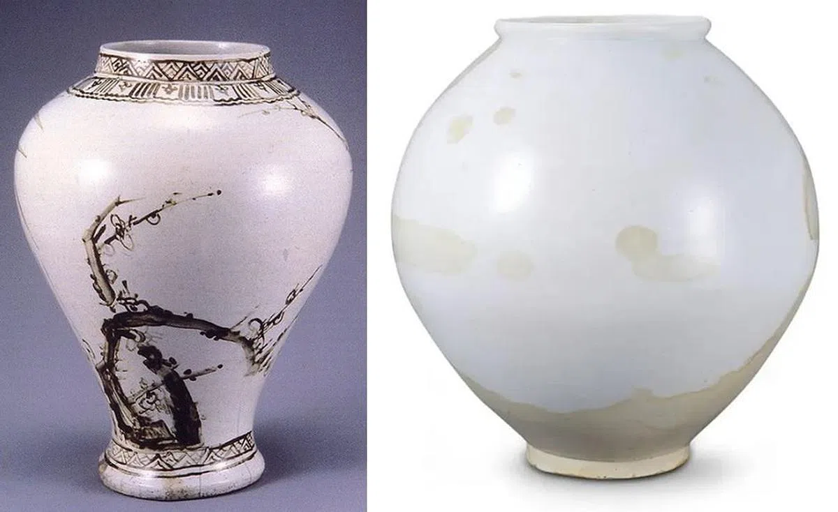 “白磁铁画梅竹文缸”（左）和“白瓷月亮缸”是李健熙在美国购买的韩国国宝。（取自互联网）