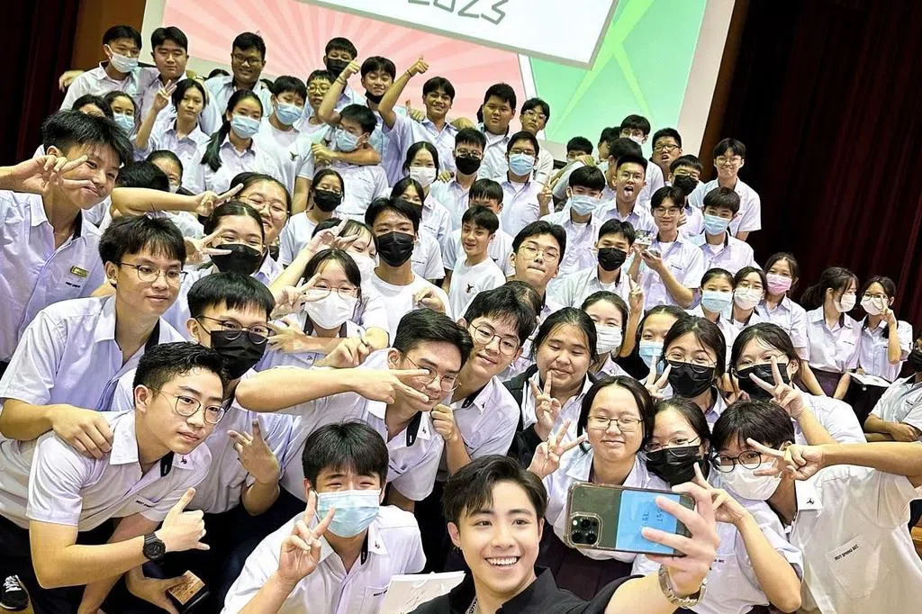 宗子杰鼓励学生勇敢追梦 | 联合早报