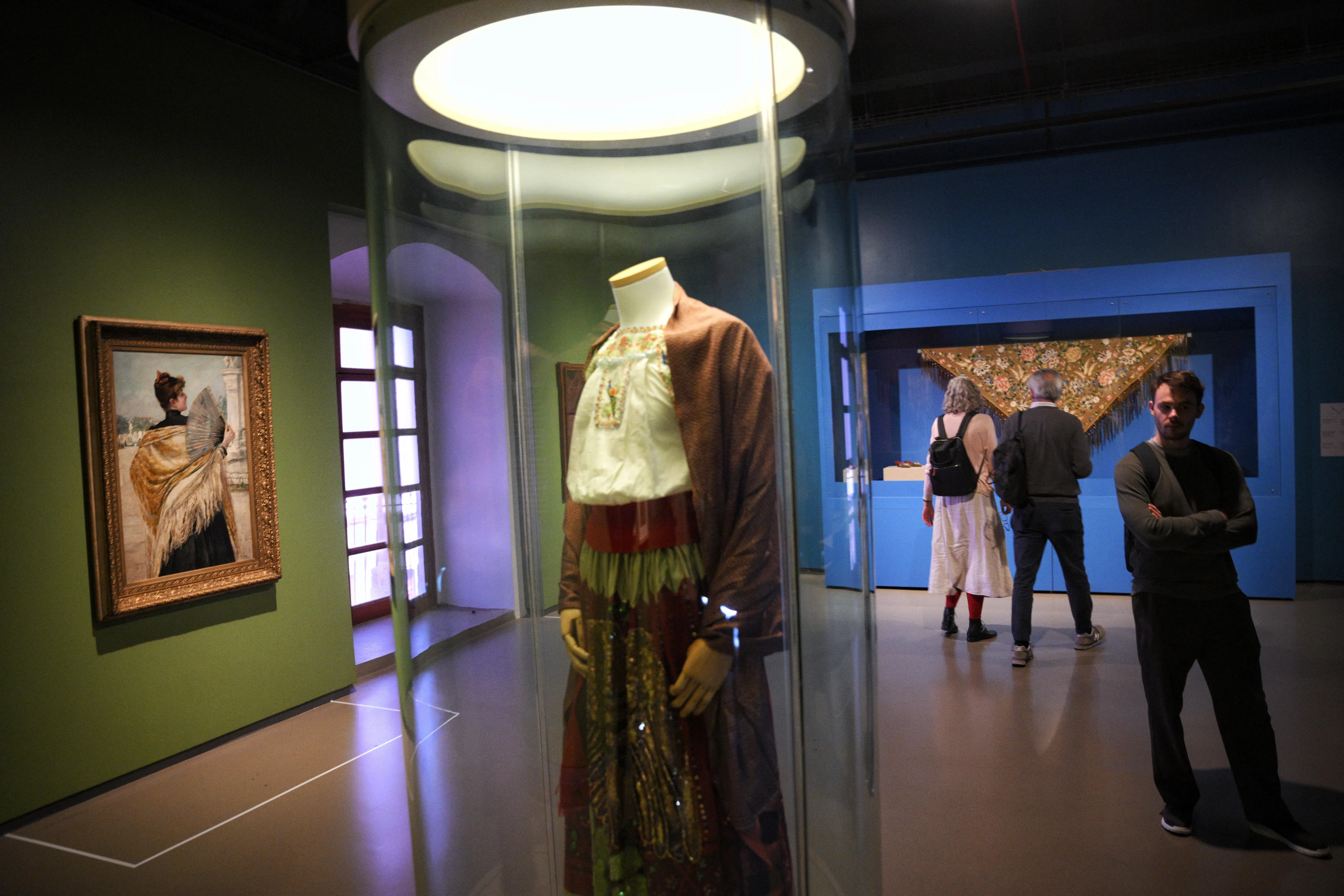 墨西哥的服饰受到中国刺绣与图案的影响。（海峡时报）