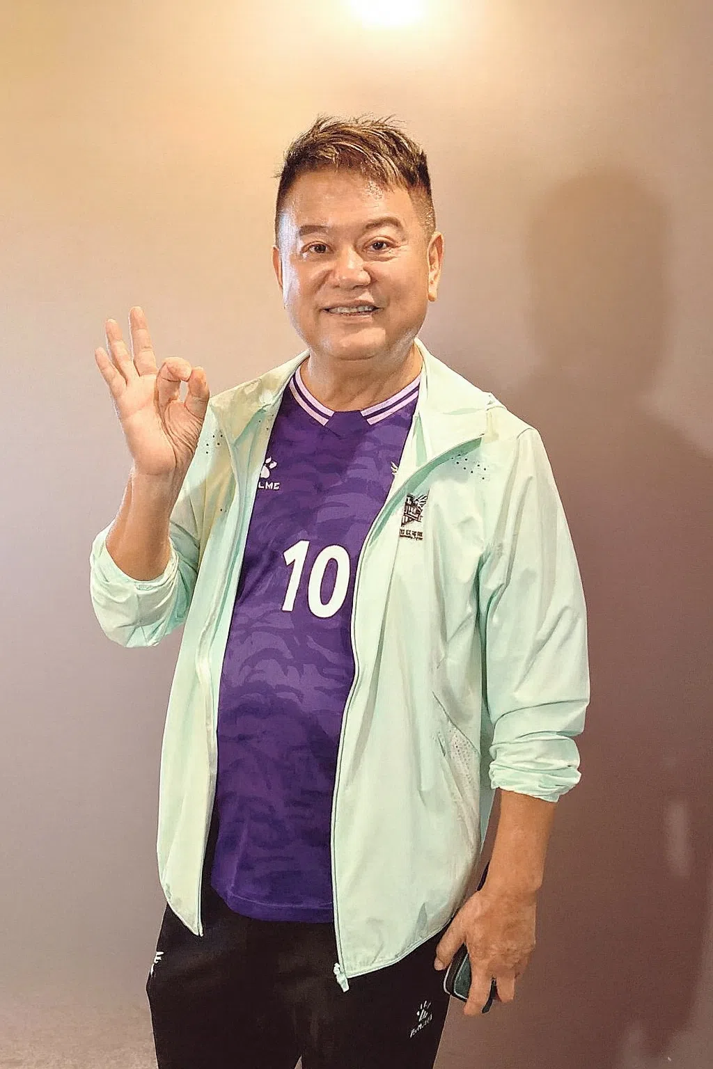 陈百祥暗讽麦浚龙执导作《风林火山》的制作费。（互联网）