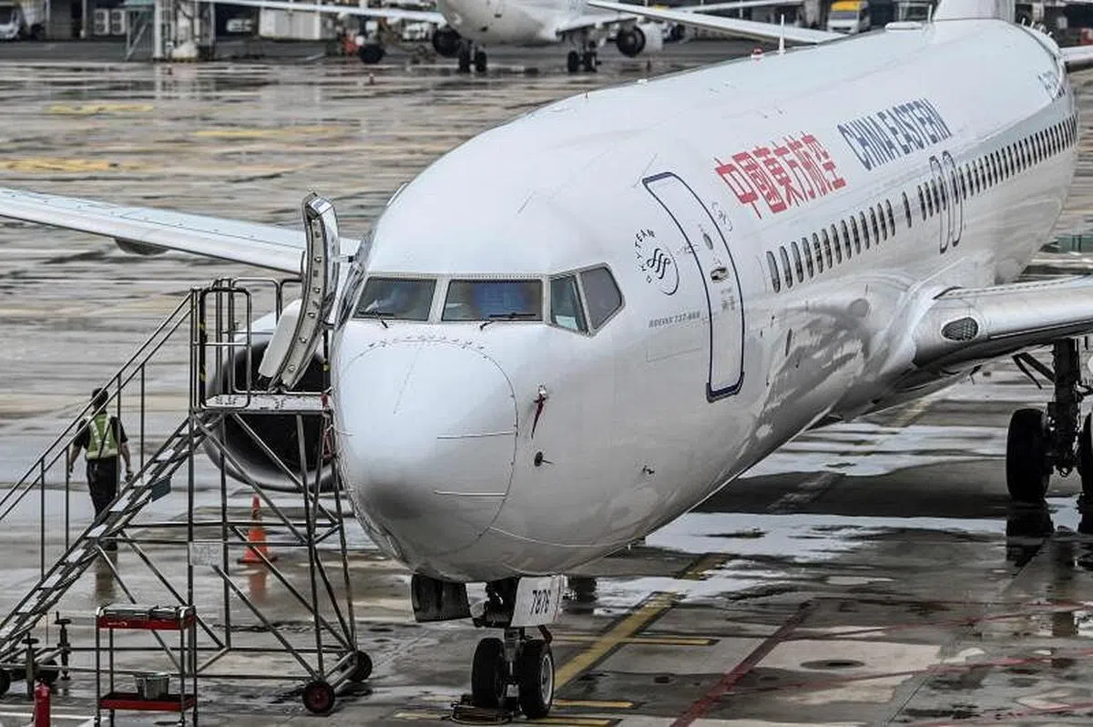 东航目前有107架波音737-800。（法新社）