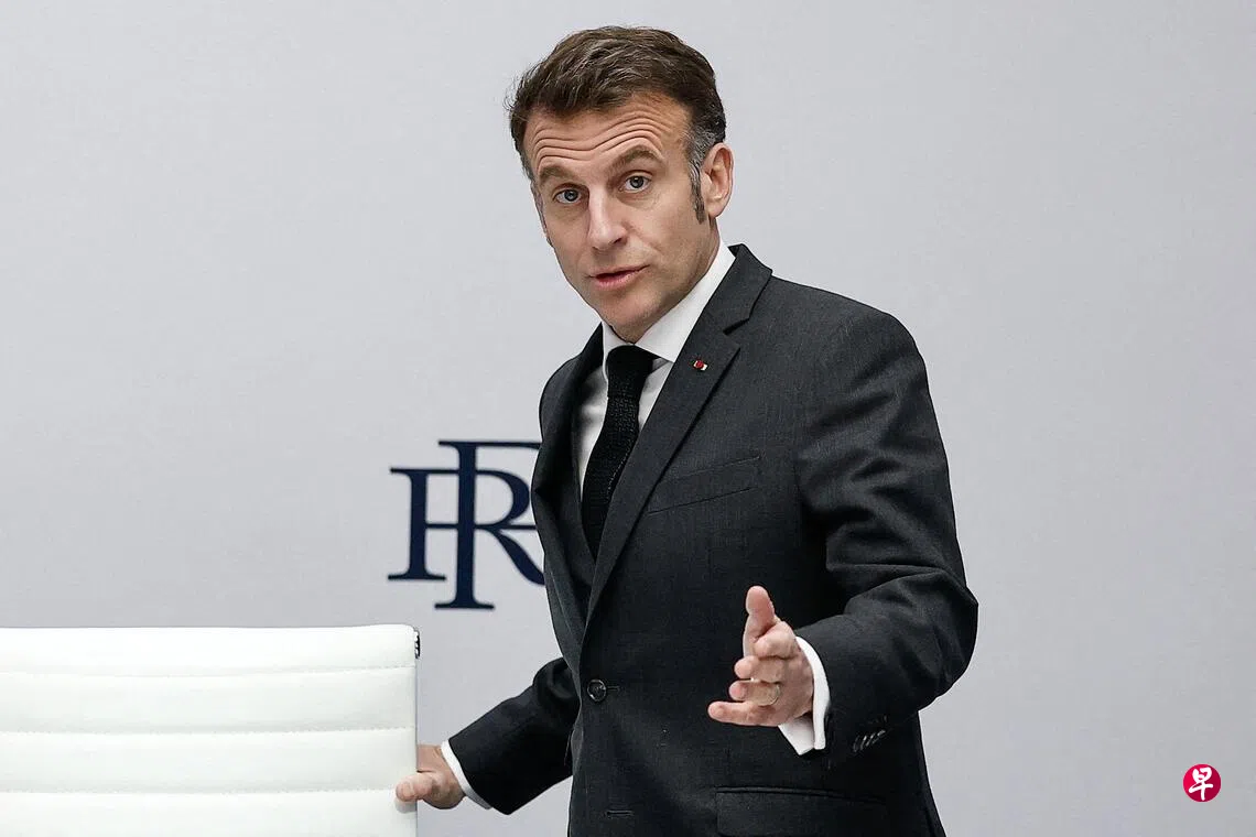 法国总统马克龙星期二（3月17日）说：“我们并非冲突当事方，因此在目前情况下，法国绝不会参与任何旨在开放或解放霍尔木兹海峡的行动。” （法新社）