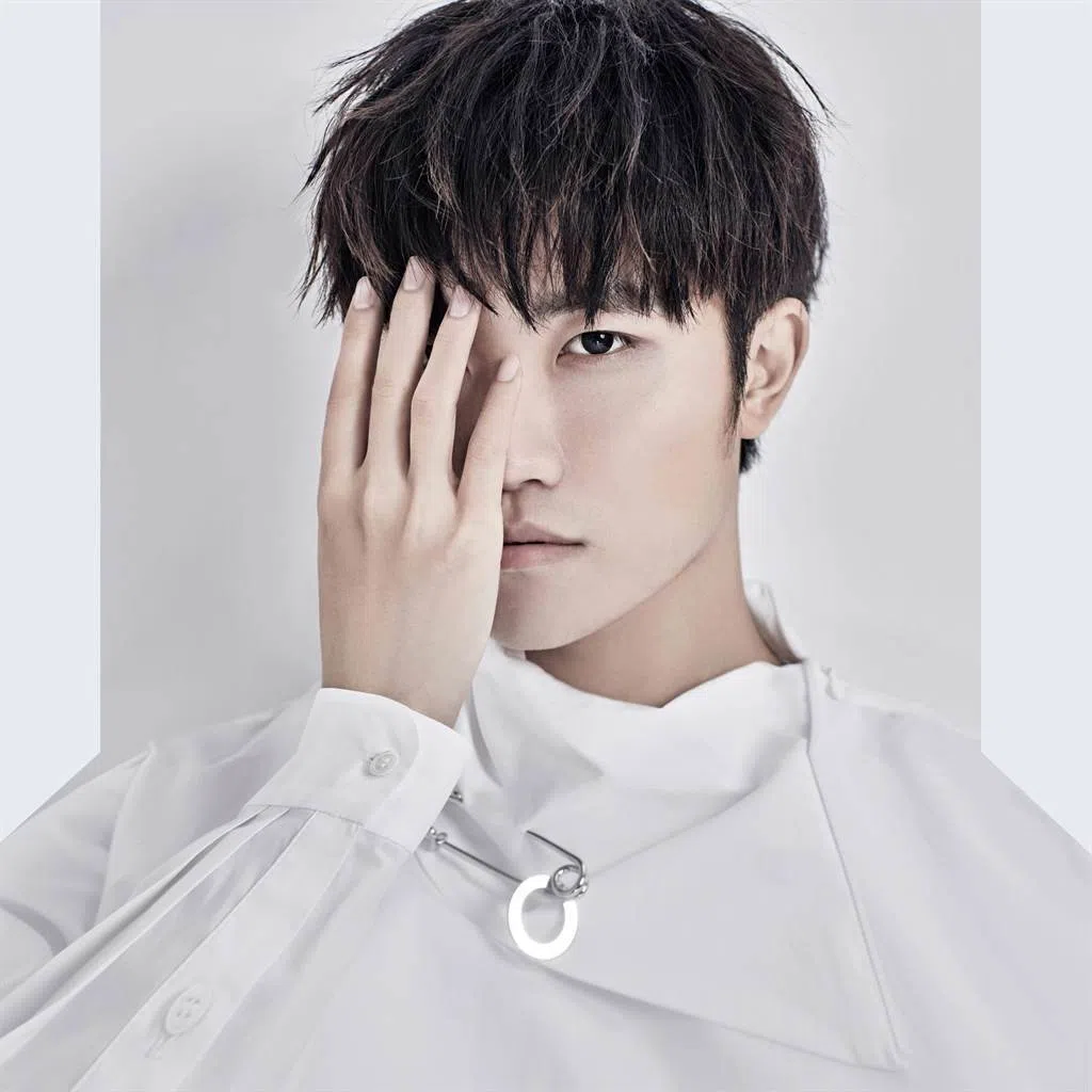 徐良因粉丝留言引起关注。（互联网）