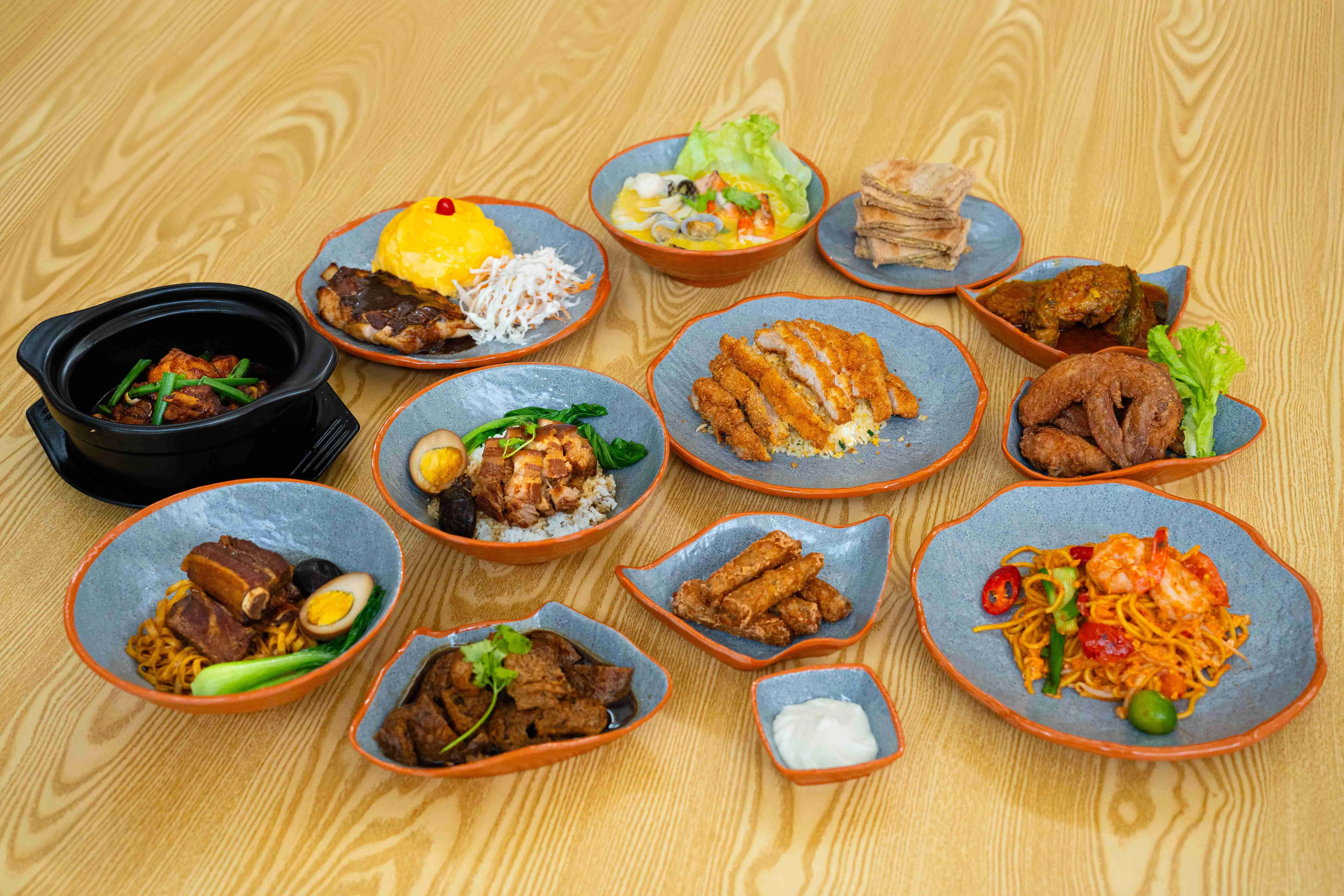 在Bailey & Patch，食客能以实惠价格享用三宝早餐、龙卷风鸡肉咖喱饭、卤排骨面、马来炸鸡椰浆饭、砂煲料理等亚洲风味美食。（餐馆提供）