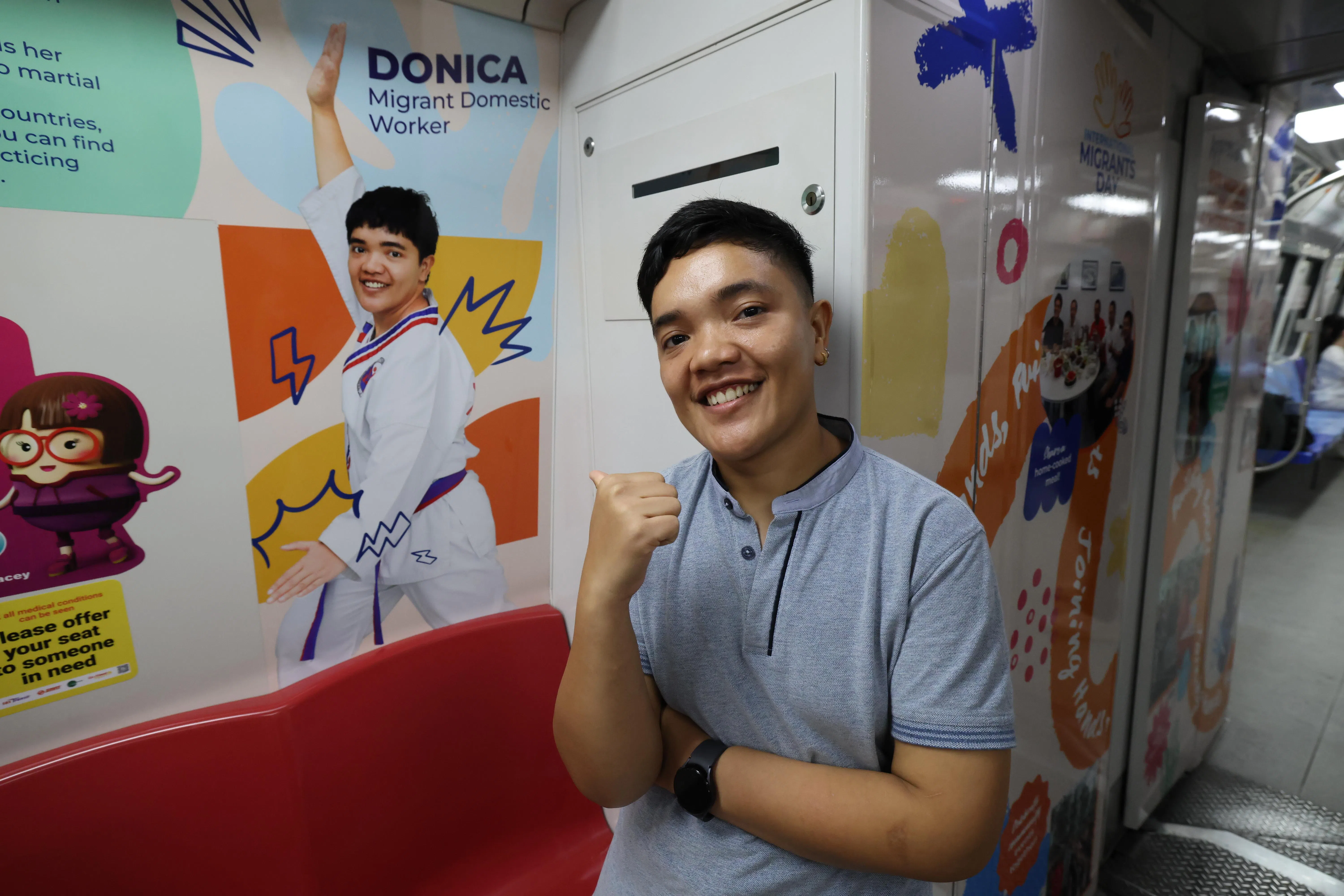 菲律宾帮佣维拉莫尔，热衷于和本地人一起练习菲律宾传统防身术。（梁麒麟摄）