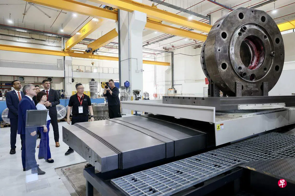 德国曼恩能源方案服务中心启用为海事业提供技术支持| 联合早报