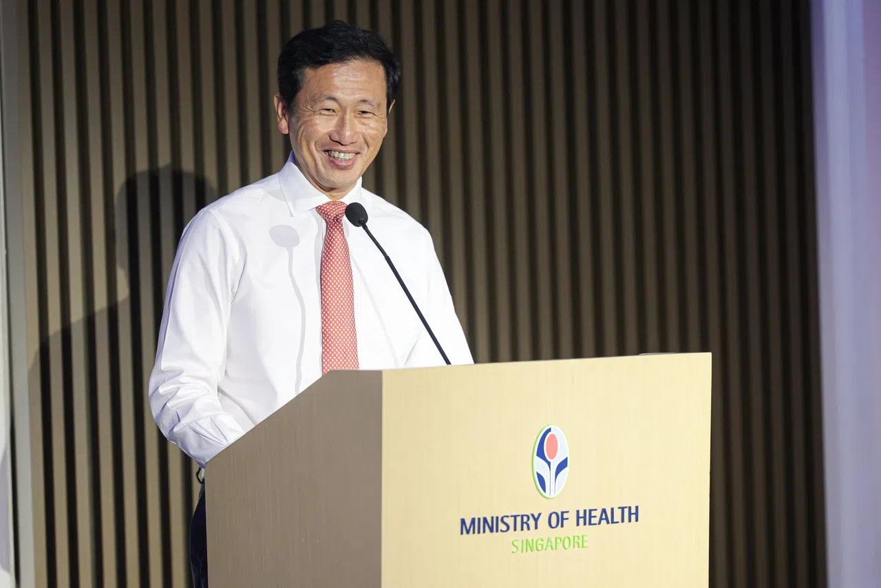 卫生部长王乙康星期一出席工艺教育学院全新护理工读专业文凭推介活动上致辞时说，预计多达110万名新加坡居民将可获得更高的补贴。（李冠卫摄）