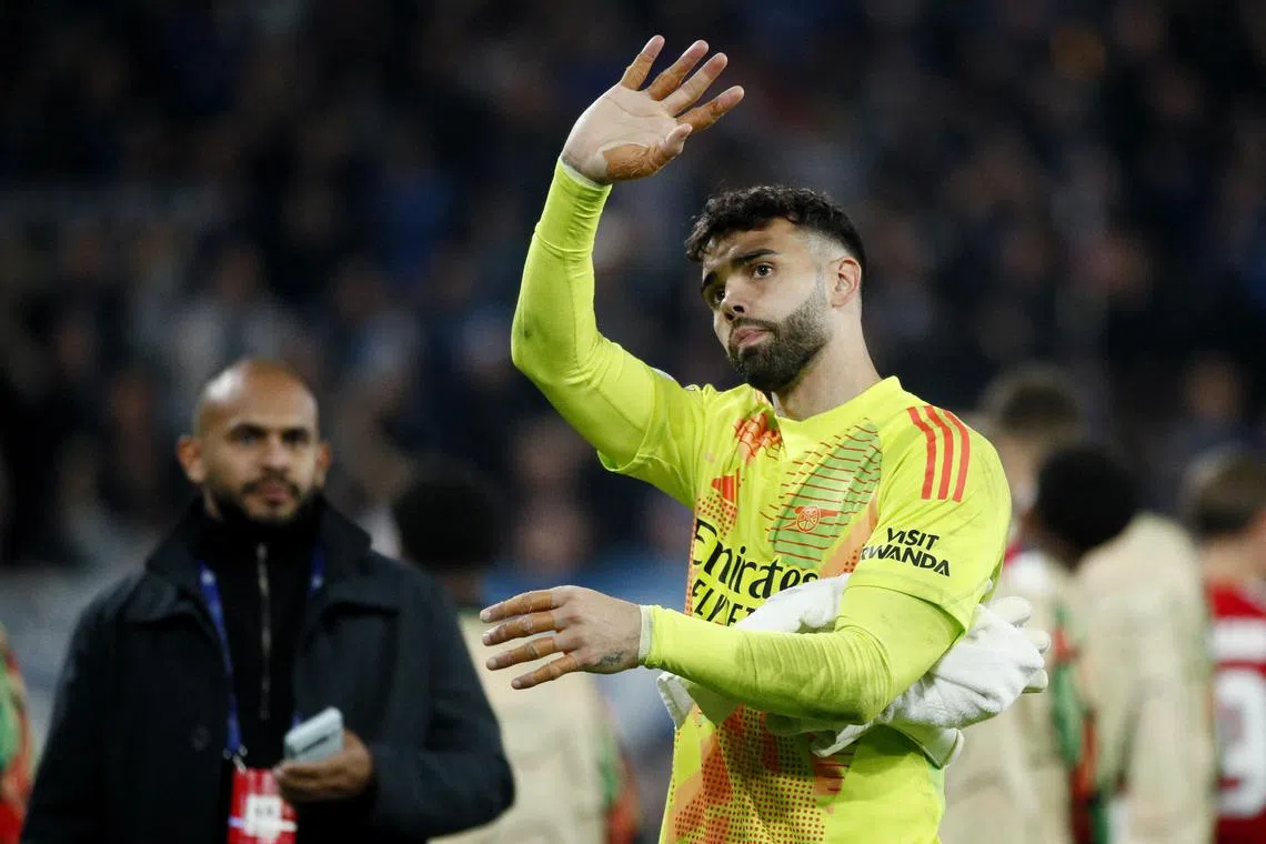 西班牙门将拉亚在周中欧冠赛上演了精彩的两连扑，助炮兵从意大利带回一分，本仗他能否阻止哈兰德进球也将成为一大看点。（路透社）