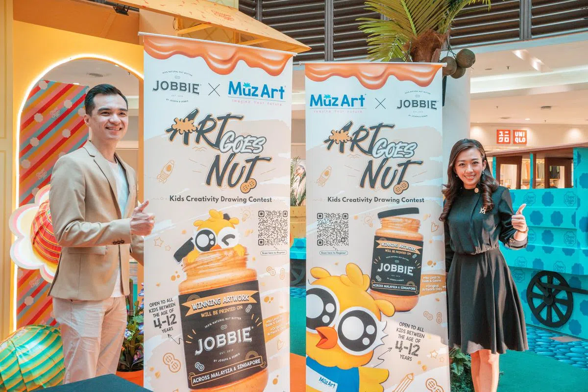 Jobbie执行长与MuzArt执行长在签署合作备忘录时合影。（照片由主办方提供）