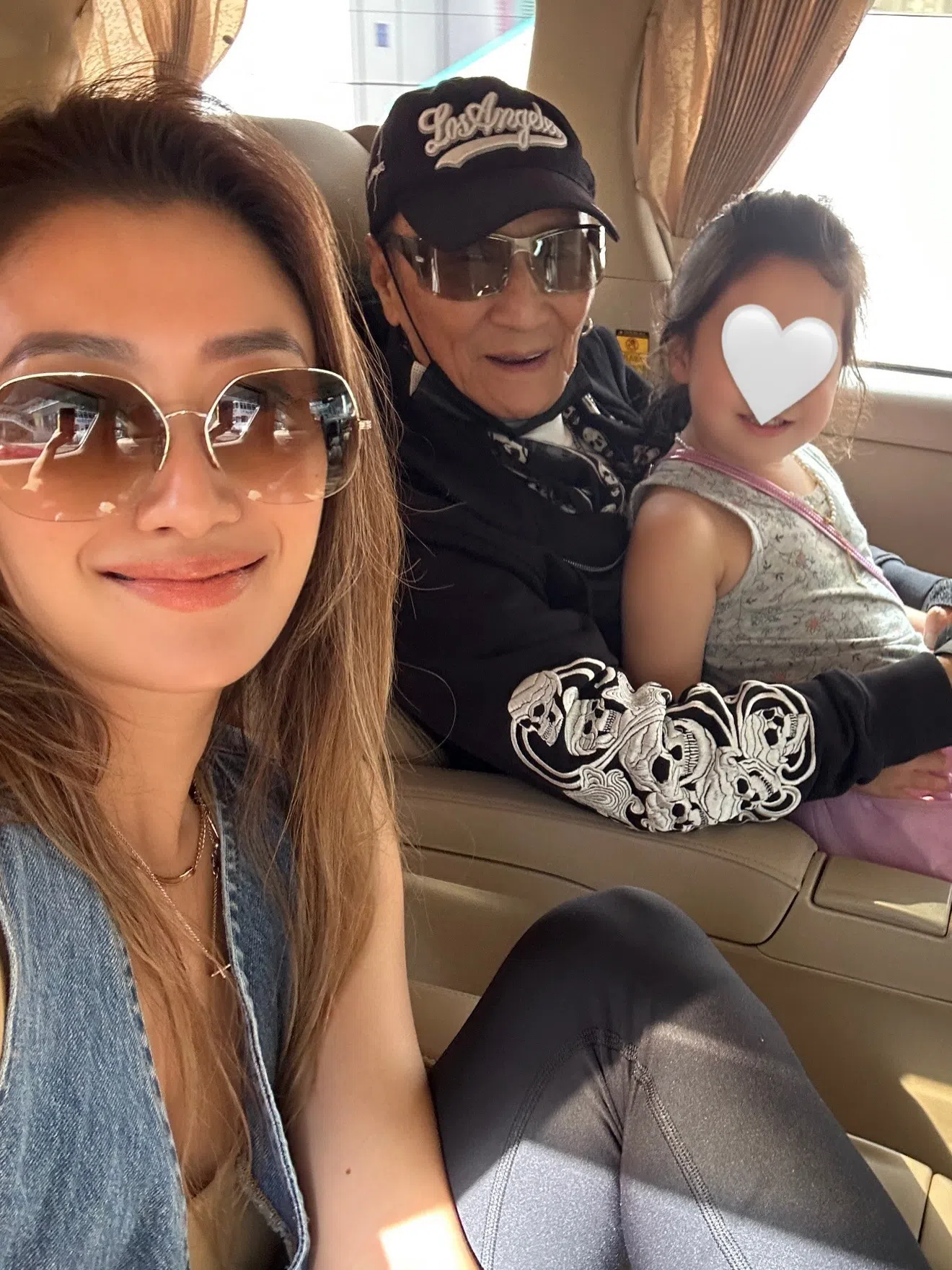 谢婷婷感谢父亲谢贤成就了今天的自己。（取自谢婷婷IG）