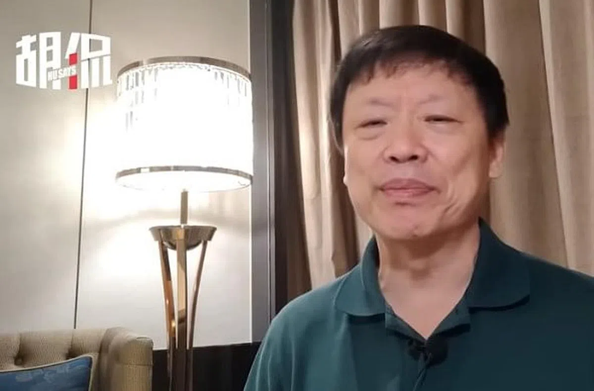 外界将胡锡进视为中国政府舆论的风向标和宣传系统代言人。图为胡锡进在自己的《胡侃》节目中发表有关佩洛西访台的言论。（视频截取）