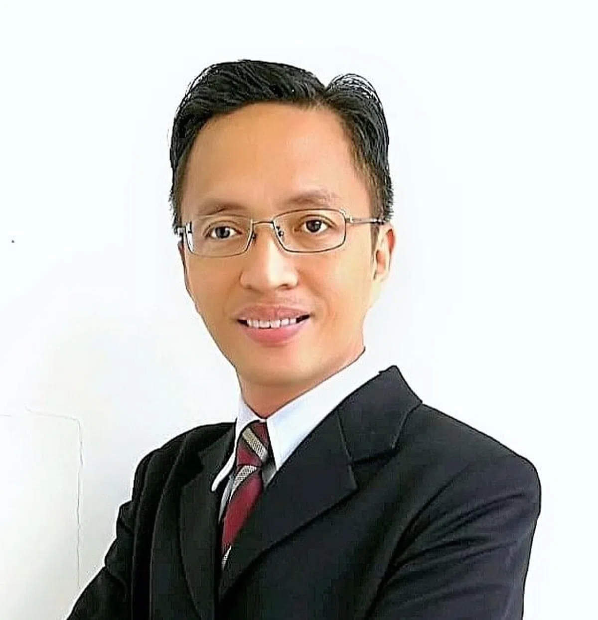 王强顺 / 营养学博士 / 共和理工学院 / 应用科学系讲师