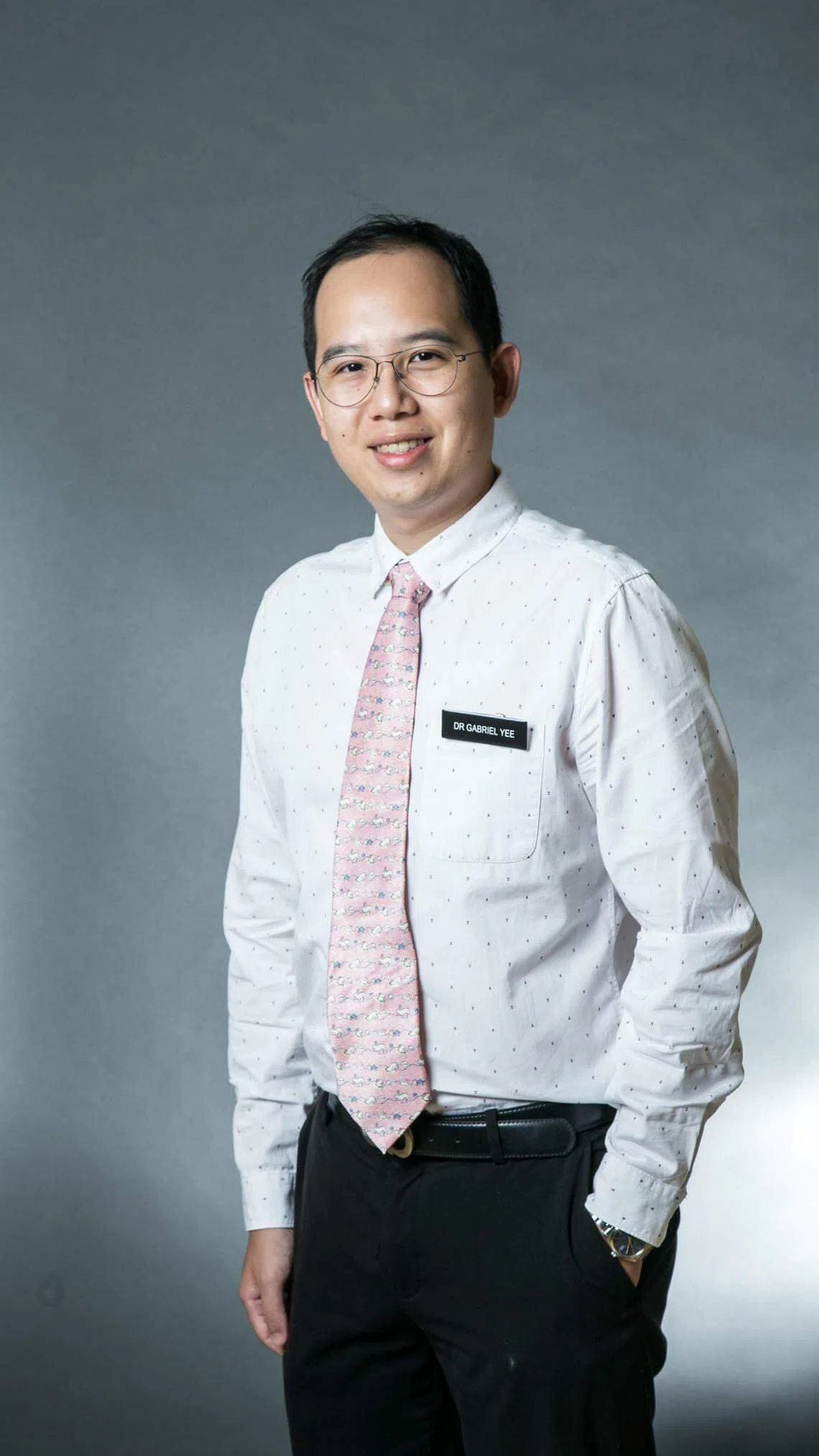 喻文俊医生：社区医院需要跨学科的团队，与患者和照护者一起根据个别情况和偏好，制定最理想的护理计划。（受访者提供）