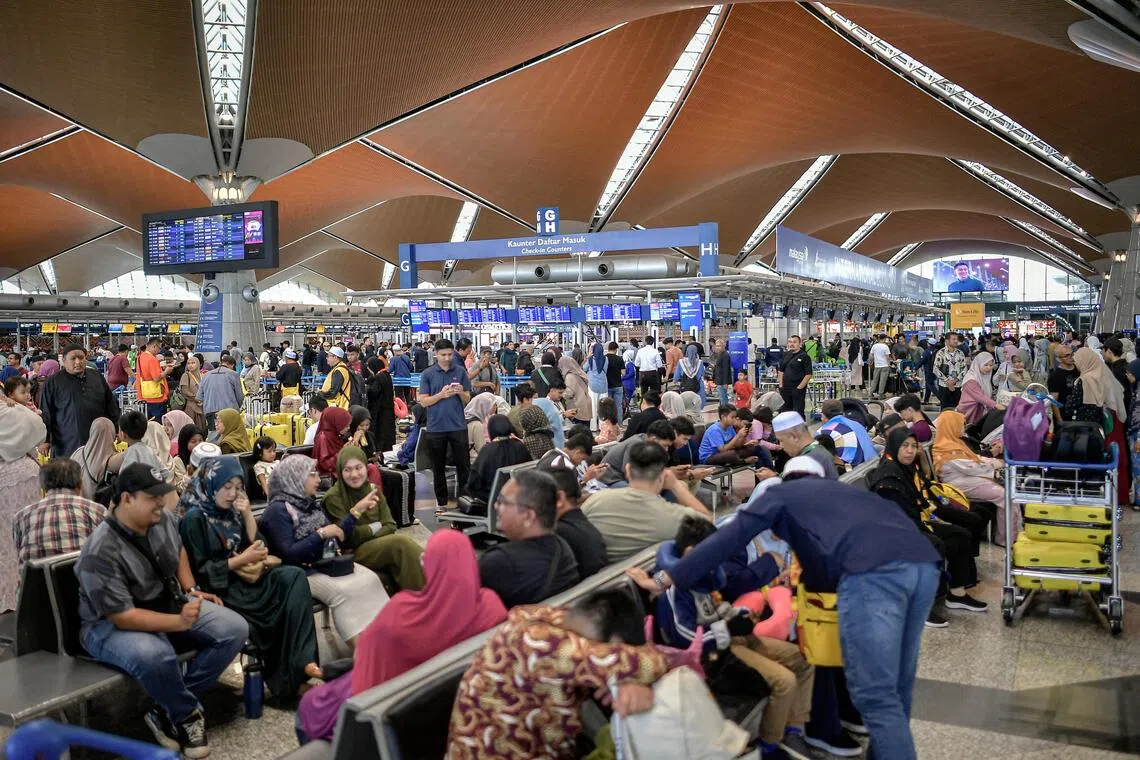 逾1万2000人次KLIA每小时客流量创新高| 联合早报