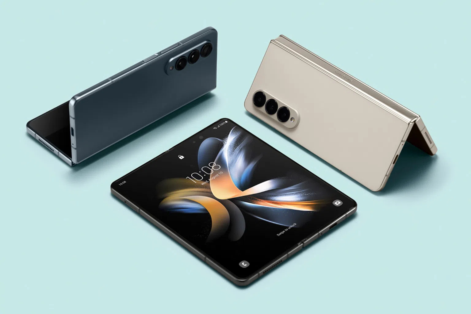 三星在2019年推出首款Galaxy Fold横向折叠手机，去年这款手机已进入了第四代（图）。（图/三星提供）