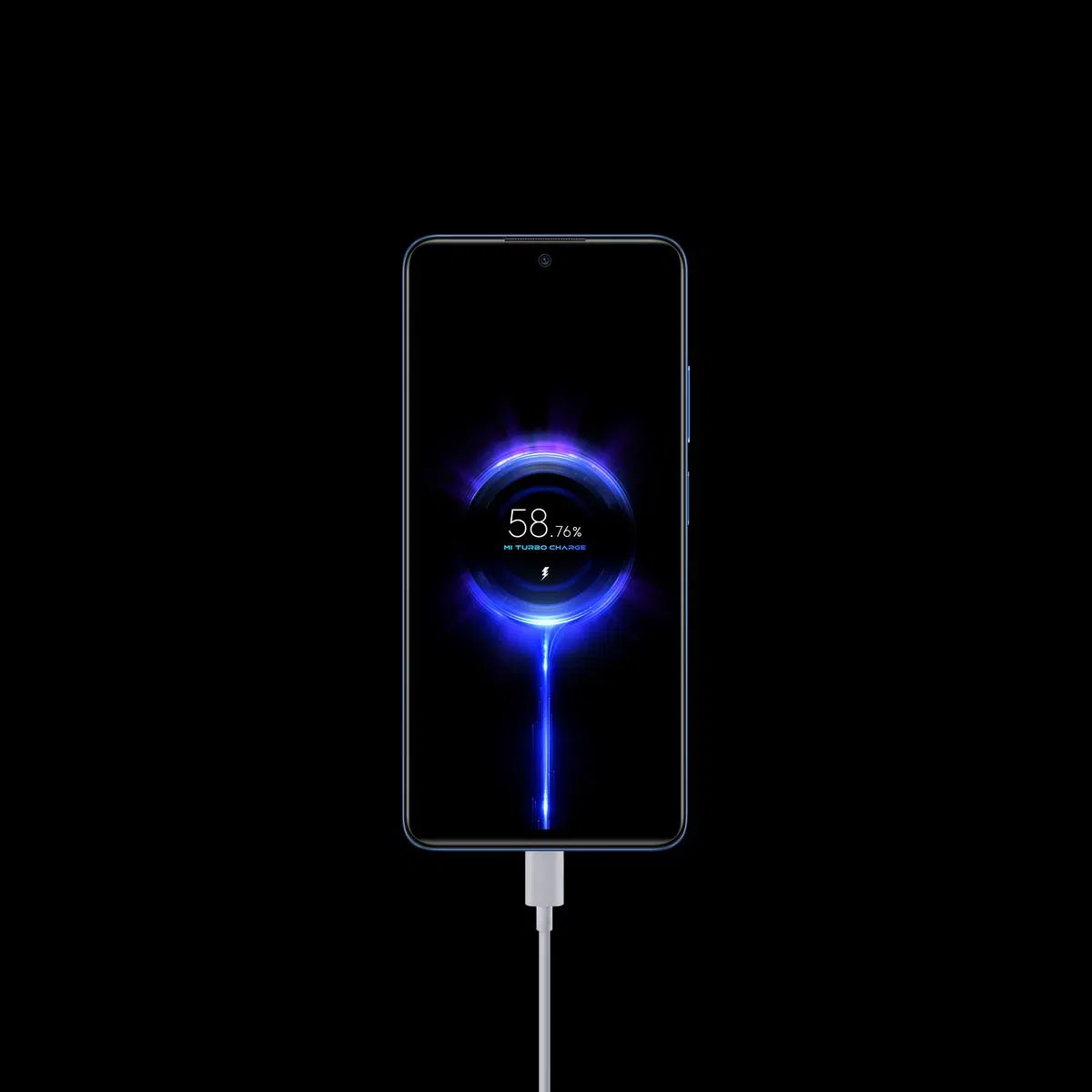 拥有庞大的电力，能提供更长久的使用时间，也有快充支持。（图／小米）