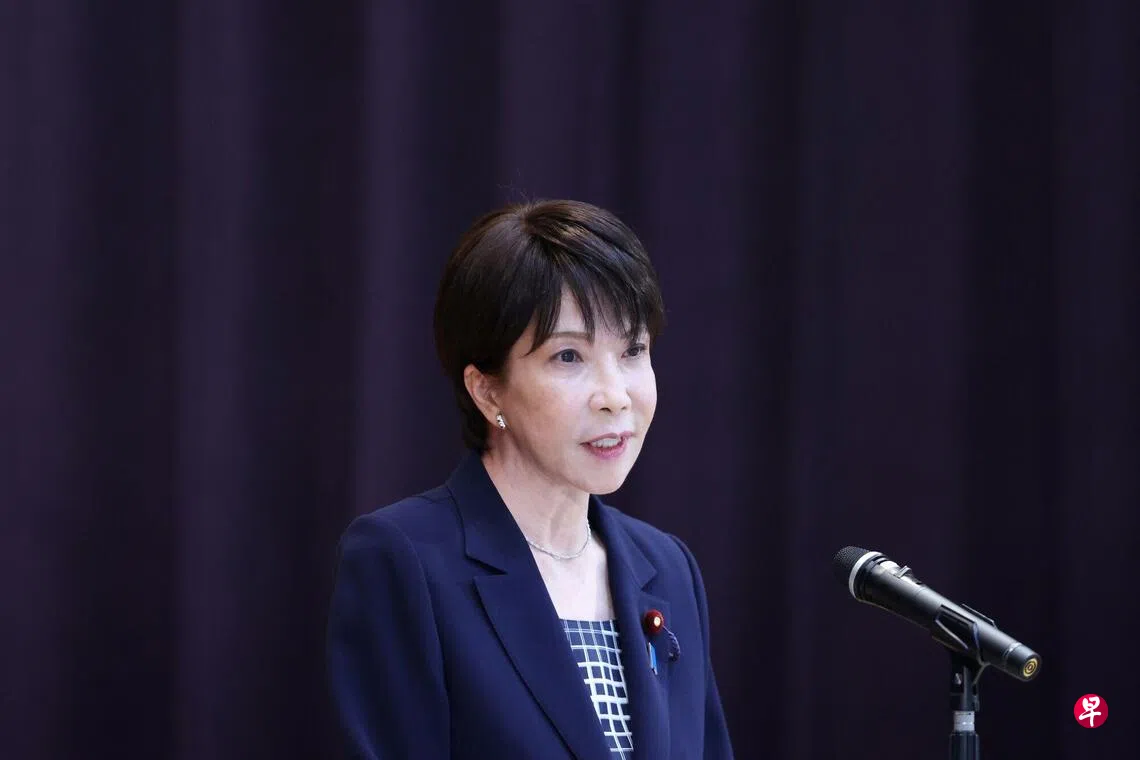日本首相高市早苗上台近一年，近来由于物价上涨引发民怨，她的支持率已经下降。 （彭博社）