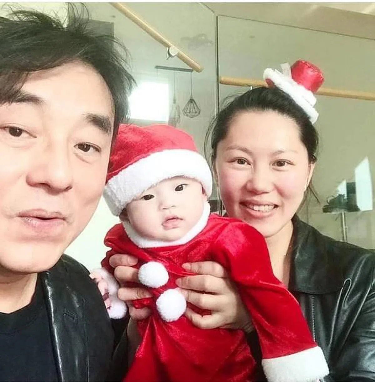 吕方去年结婚并喜获一女。（图 / 互联网）