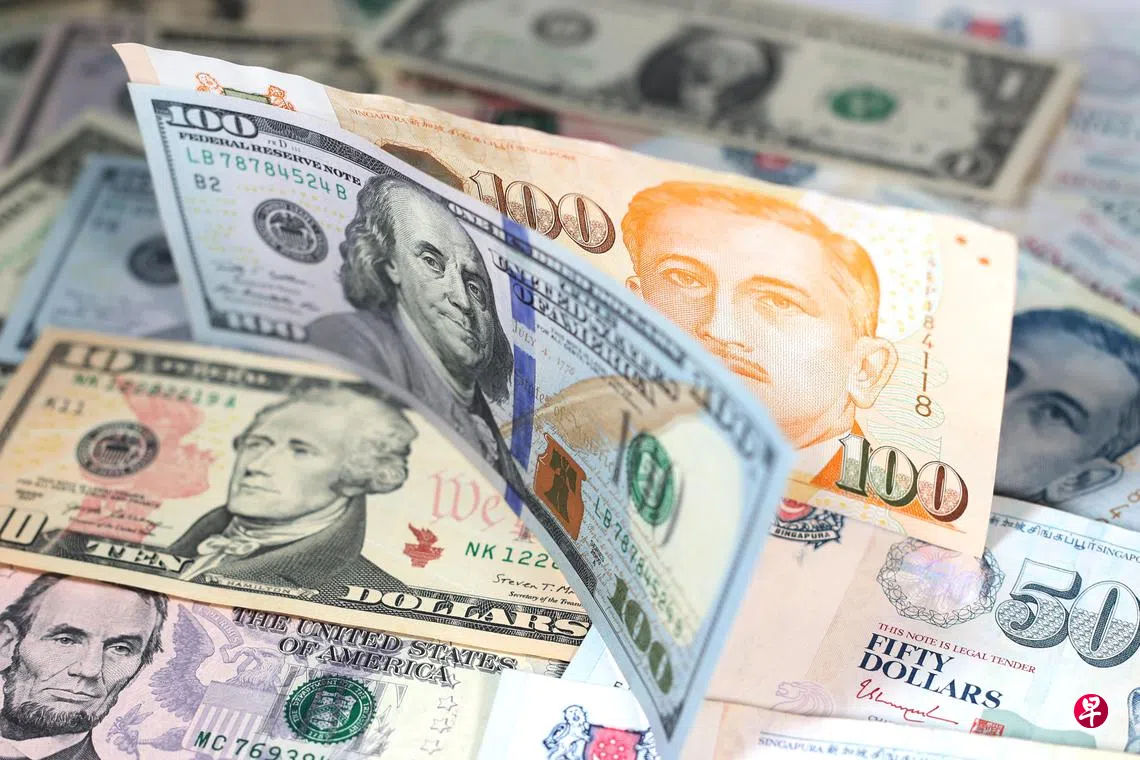 新元兑美元升至近10年新高| 联合早报