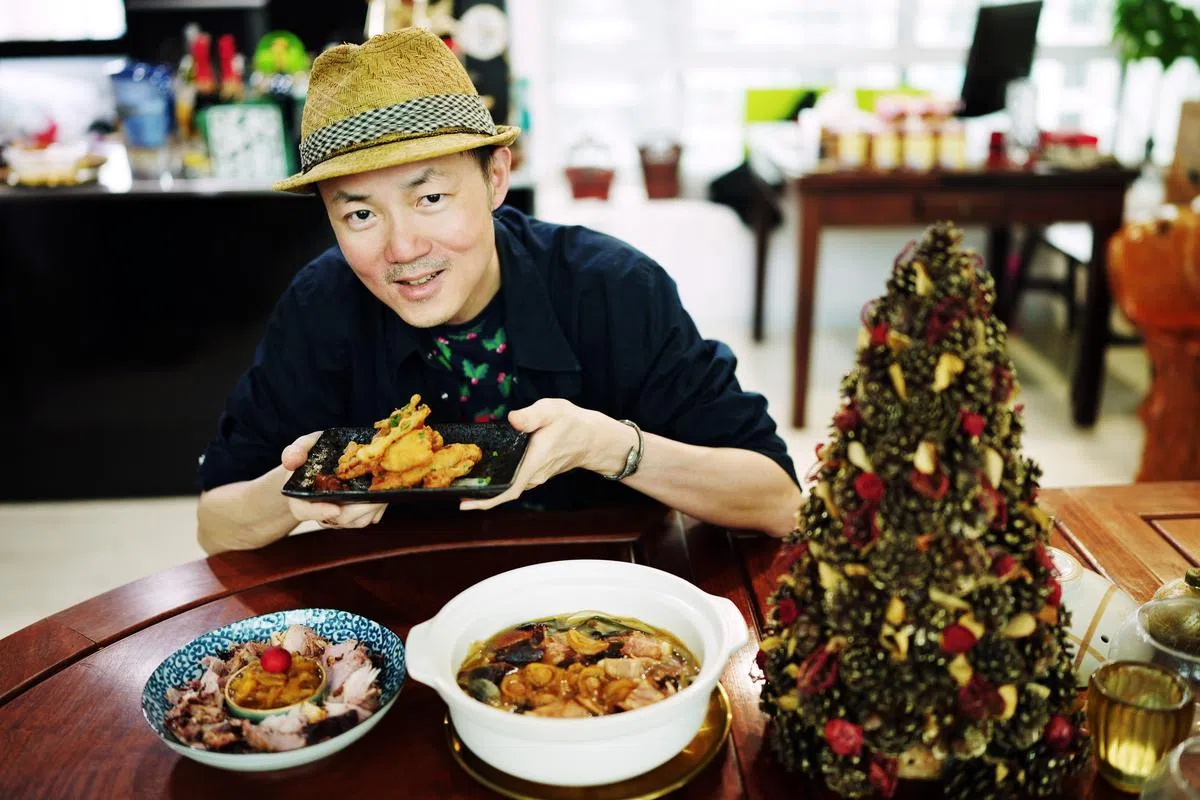 私厨顾问陈宗耀的圣诞创意火腿菜肴，各具特色。（谢智扬摄）