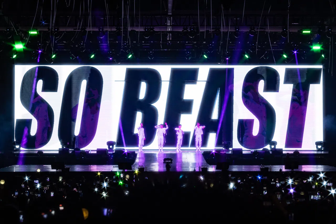 “LIGHTS GO ON, AGAIN”是Highlight在取得旧团名“Beast”的商标使用权后，展开的第一次巡回演出。（CK Star Entertainment提供）