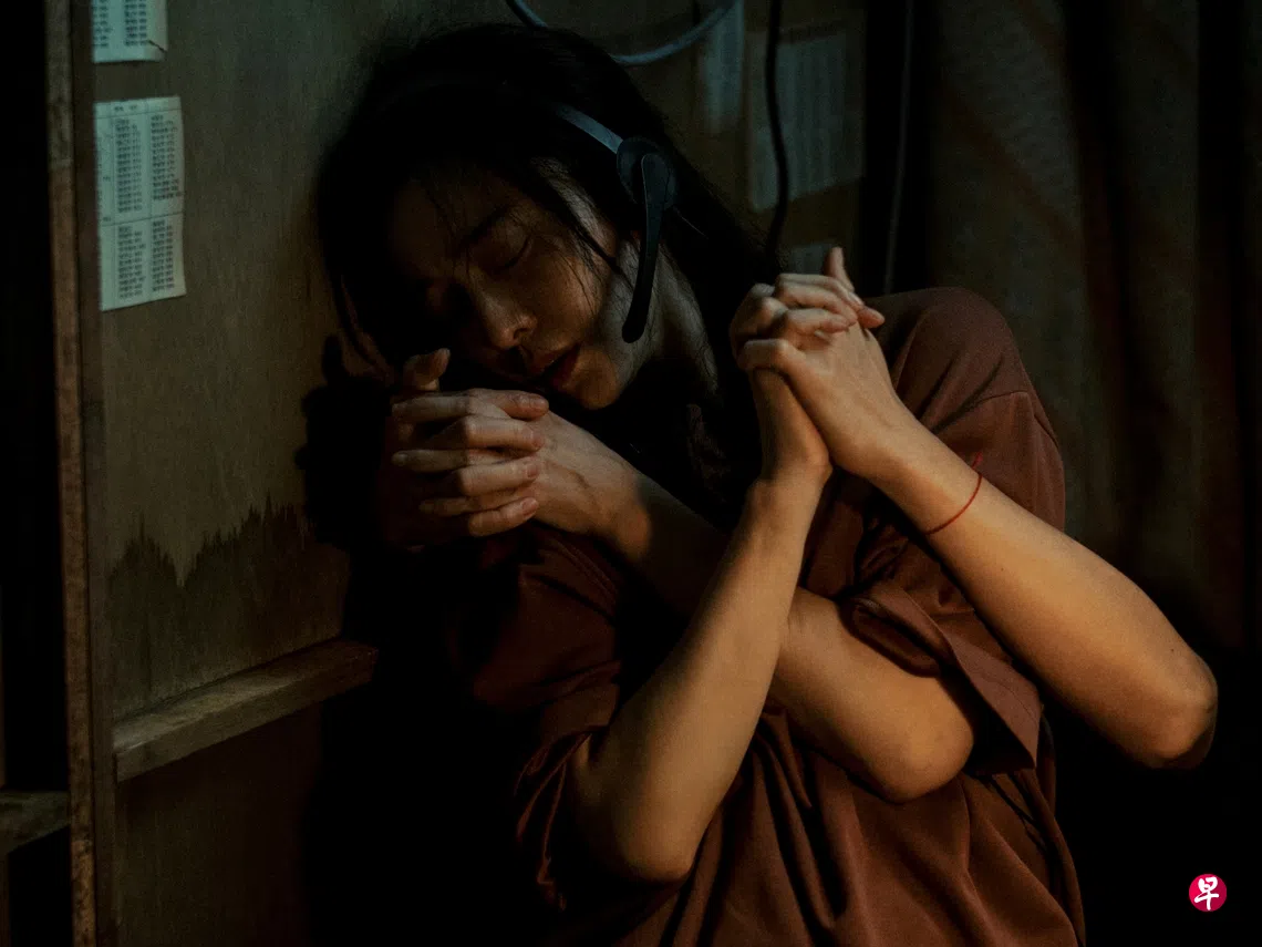 范冰冰在短片《她说》饰演曾当过电话诈骗员的神秘女子赵玲。 （长景路电影工作室提供）