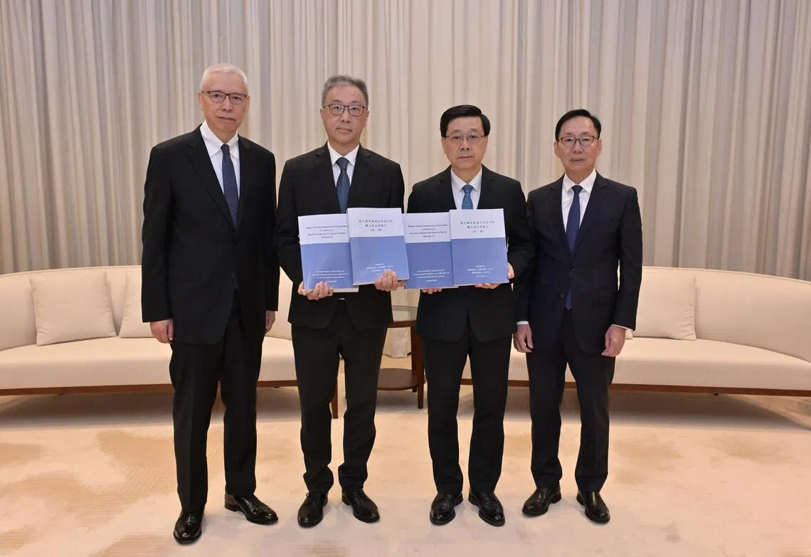香港宏福苑火灾独立委员会提交报告 港媒：四部门被点名