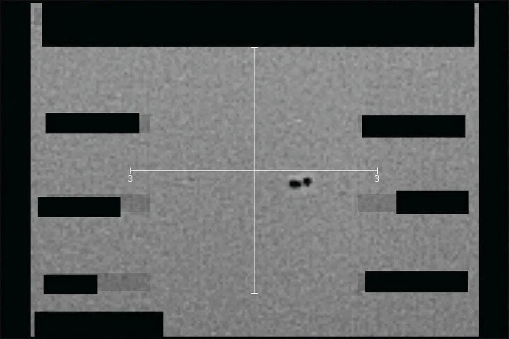 UFO档案曝光 美军目击巨型“太空土豆”悬浮空中