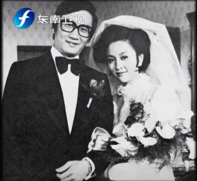 谢贤（左）与甄珍昔日婚姻破裂，但离婚后关系没有恶化。（互联网）
