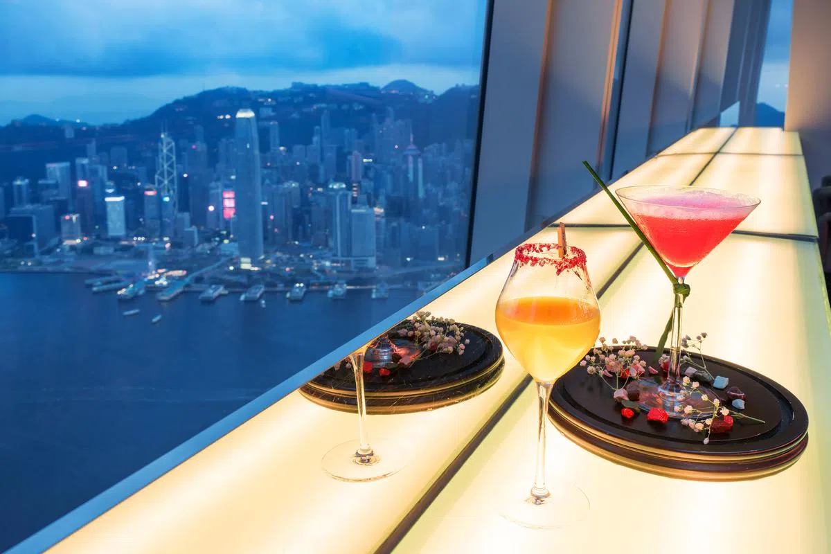 Ozone酒吧位于环球贸易广场118楼。（图/香港旅游发展局）