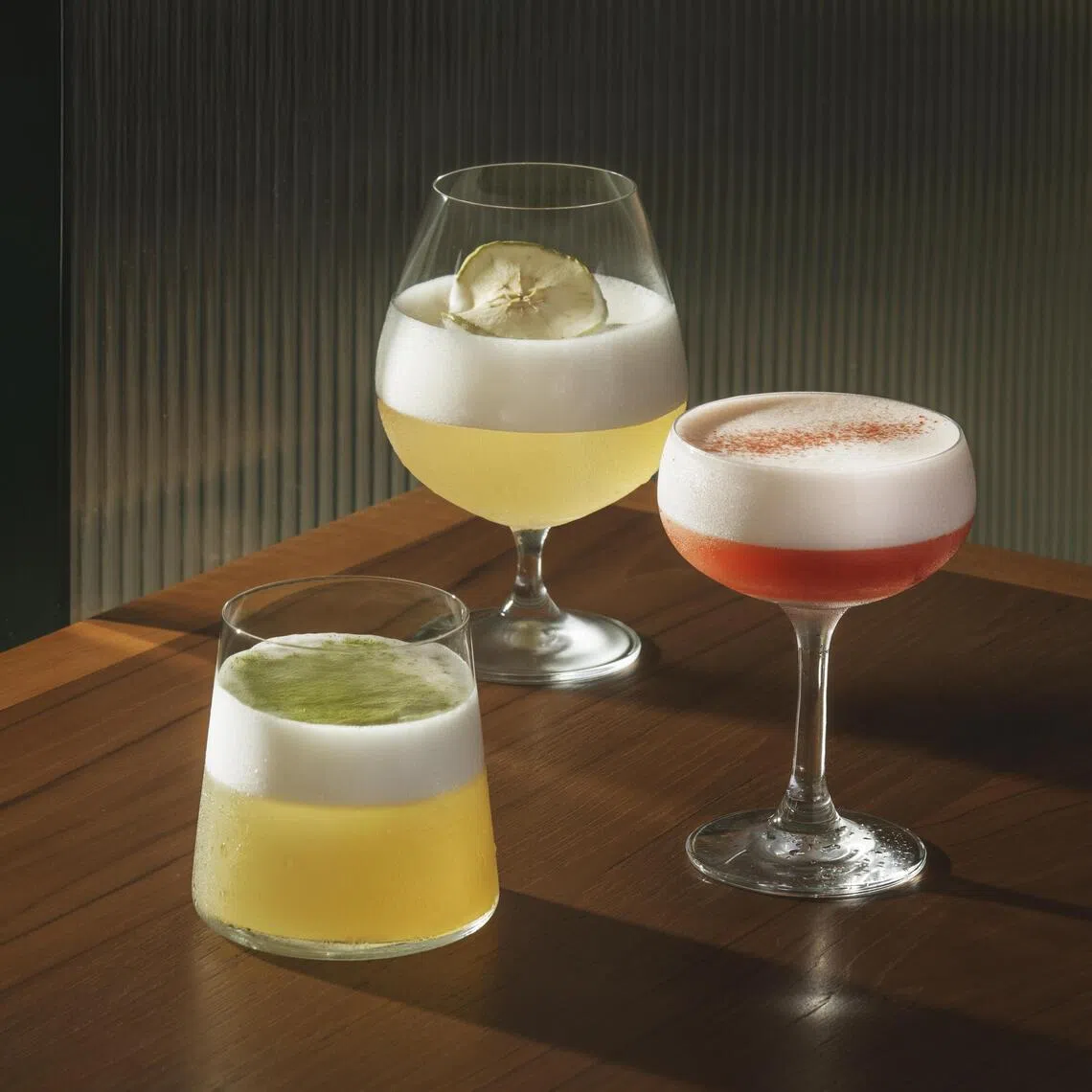 位于薇福商场的鼎泰丰，首创售卖茶饮和鸡尾酒的迎宾吧台。（鼎泰丰提供）