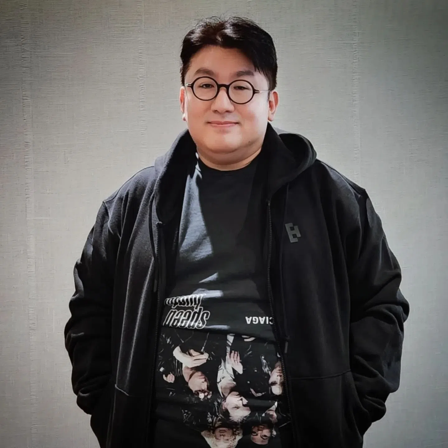房时爀是栽培BTS出道的著名制作人兼HYBE创办人。（取自房时爀IG）