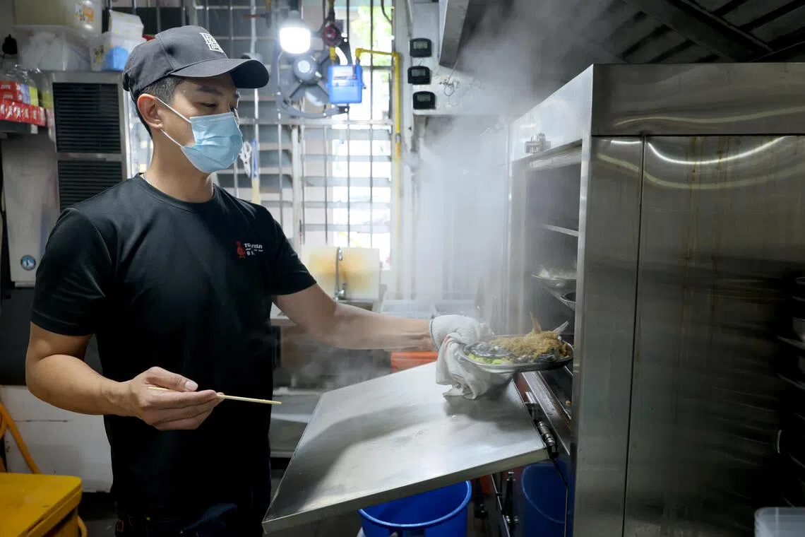 蒸鱼可点一人份，且相对清淡，受到各年龄层欢迎。（档案照）