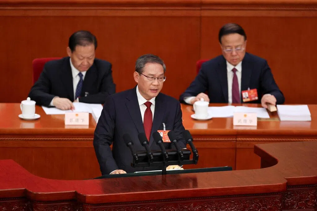 中国经济迎“4”增速时代  以稳制乱质量为先 