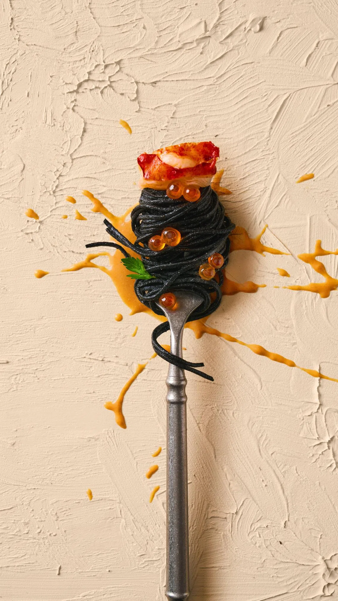 餐馆Luce的墨鱼汁意大利面有海鲜滋味。（餐馆提供）