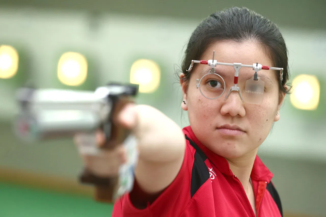 新加坡射击女选手张顺惜在决赛中取得第七名。（陈斌勤摄）