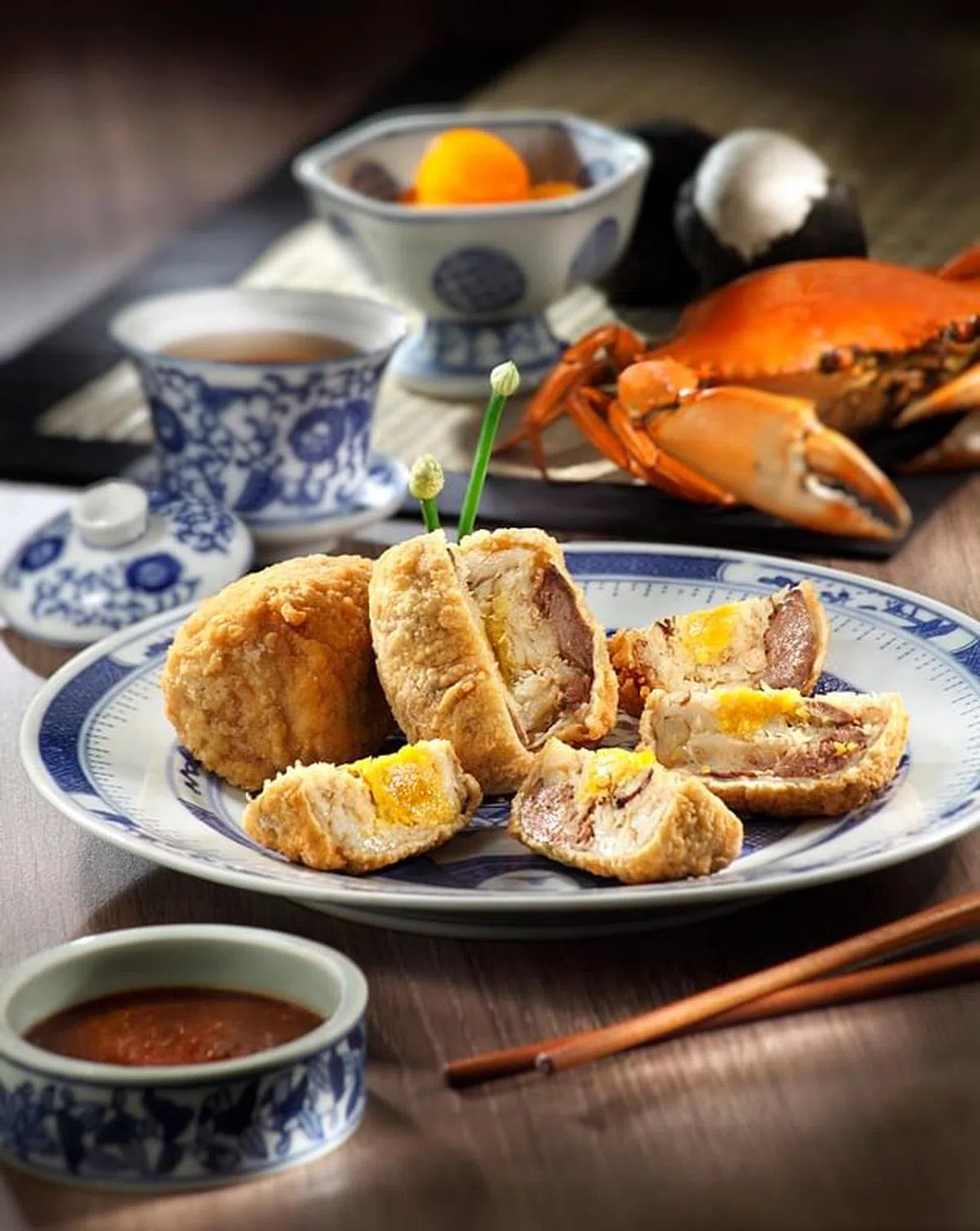 咏春园的拿手好菜之一蟹烧凤干。（图/餐馆提供）