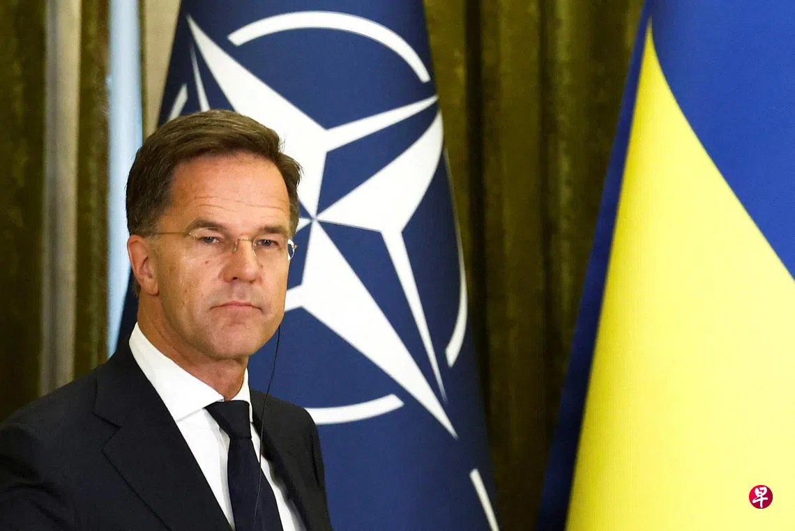 8月22日，北约秘书长马克·吕特在乌克兰首都基辅与乌克兰总统泽连斯基举行联合新闻发布会。 （路透社）